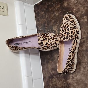 Dr. Scholl's Leopard shoes